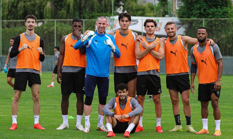 Gündemden Son Bilgiler: Alanyaspor, Eyüpspor Maçı Hazırlıklarını Tamamladı - Son Dakika Bilgileri