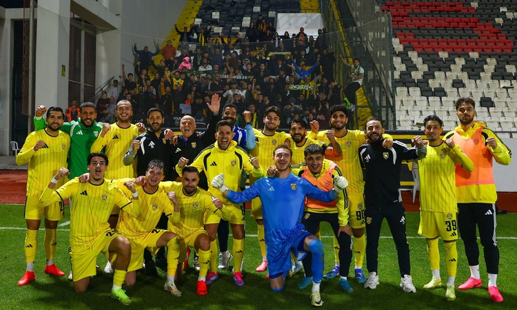 Gündemden Son Bilgiler: Aliağa Futbol, deplasmanda Somaspor'u 2-1 yenerek 18 puanla 2'nci sırada kaldı ve Mera
