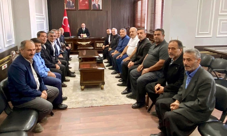 Gündemden Son Bilgiler: Araban Kaymakamı Ceylan, Muhtarlar Günü'nde ilçe muhtarlarıyla buluştu - Son Dakika Bi