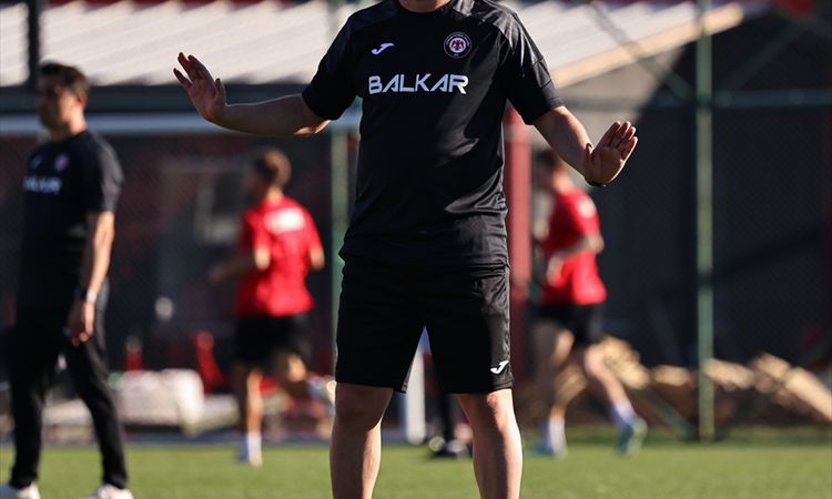 Gündemden Son Bilgiler: Arca Çorum FK, Eyüpspor maçı hazırlıklarını sürdürüyor: Gelişmeler Takip Ediliyor