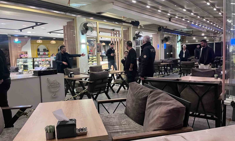 Gündemden Son Bilgiler: Aydın Efeler’de kafede silahlı çatışma çıktı, yaralanan olmadı ve Merak Edilenler