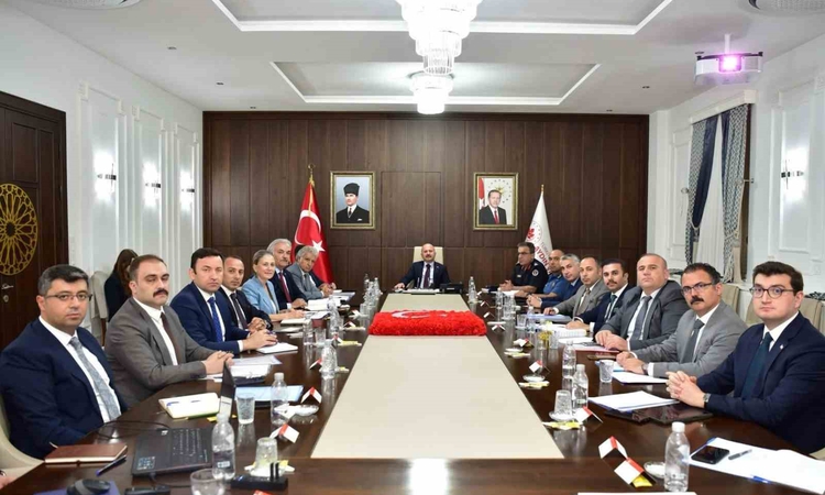 Gündemden Son Bilgiler: Aydın'da okul güvenliği için valilikte değerlendirme toplantısı yapıldı: Gelişmeler Ta
