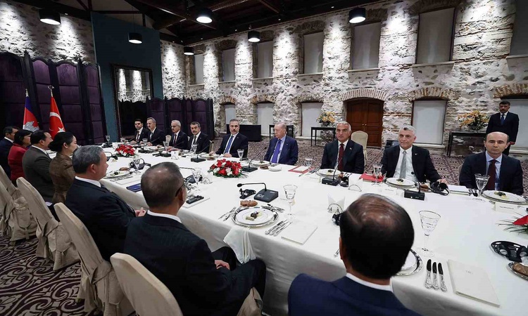 Gündemden Son Bilgiler: Bakan Bolat: "Türkiye ile Kamboçya arasındaki ticari iş birliğini geliştirmeyi hedefli