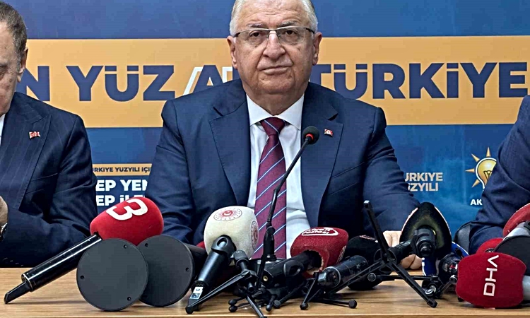 Gündemden Son Bilgiler: Bakan Güler: "Dünya savaş ve belirsizliklerin arttığı hassas bir dönemden geçiyor" - S