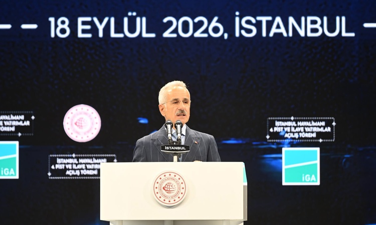 Gündemden Son Bilgiler: Bakan Uraloğlu, İstanbul Havalimanı 4. pistte 284 ton yakıt tasarrufu sağlandığını tüm