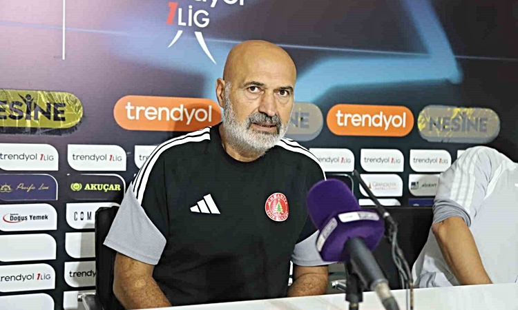 Gündemden Son Bilgiler: Bandırmaspor, sahasında Ümraniyespor'a 1-0 mağlup olarak milli araya girdi: Gelişmeler