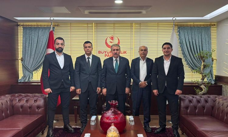 Gündemden Son Bilgiler: BBP Lideri Destici'den Suriyeli Türkmenlere destek sözü: Gelişmeler Takip Ediliyor
