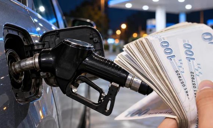 Gündemden Son Bilgiler: Benzine indirim mi gelecek, ne zaman? Son dakika! Akaryakıta zam, indirim var mı? Benz
