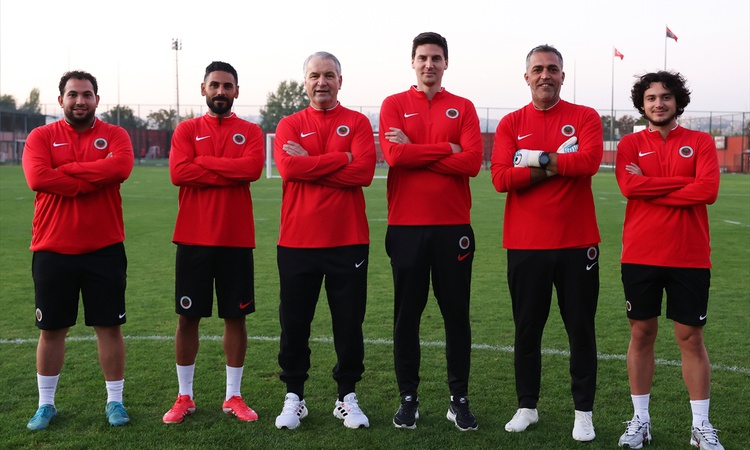 Gündemden Son Bilgiler: Bernd Storck yönetimindeki Gençlerbirliği, Amed Sportif maçı hazırlıklarını tamamladı