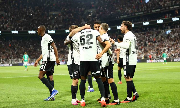 Gündemden Son Bilgiler: Beşiktaş, Zalgiris karşısında ilk yarıda 2-0 önde ve Merak Edilenler