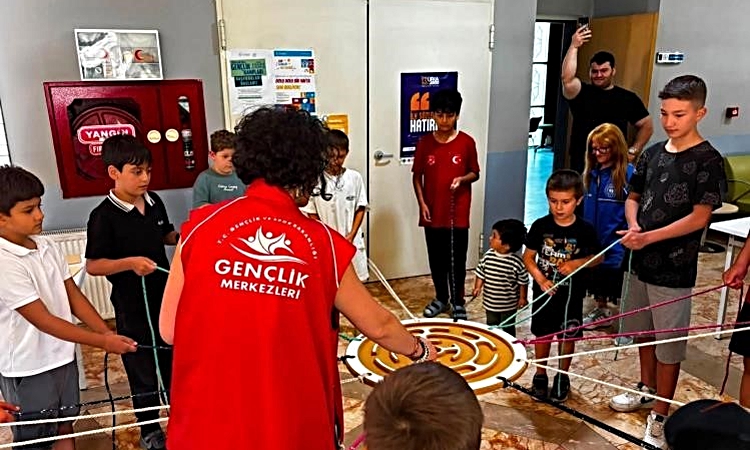 Gündemden Son Bilgiler: Bilecik’te genç sporculara performans yönetimi eğitimi: Gelişmeler Takip Ediliyor
