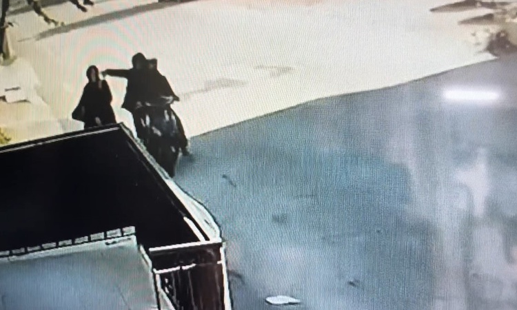 Gündemden Son Bilgiler: Bursa Yıldırım'da telefon kapkaçı yapan 2 şüpheli 48 saatlik takiple hakkında tutuklam