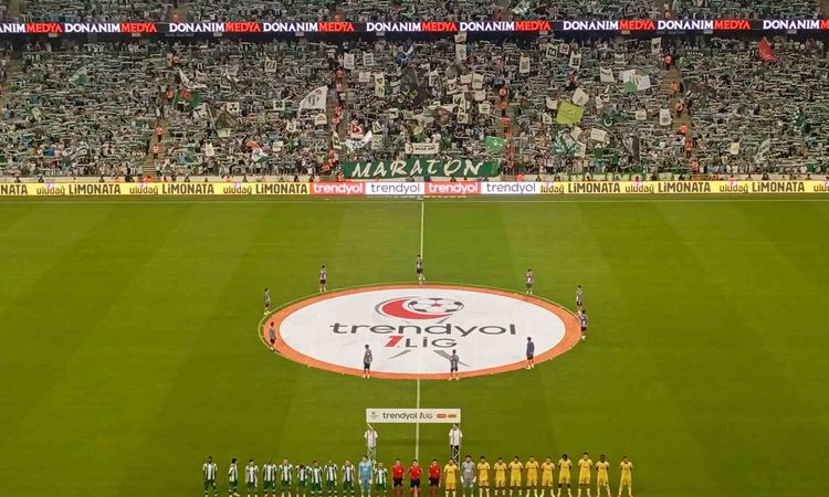 Gündemden Son Bilgiler: Bursaspor sahasında İstanbulspor'u 4-0 farklı geçti - Son Dakika Bilgileri