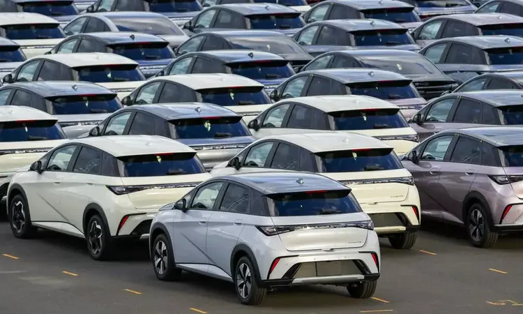 Gündemden Son Bilgiler: BYD'nin İhracatı Güçlü, Çin'de Satışları gerileme kaydetti ve Merak Edilenler