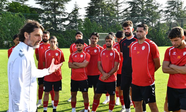 Gündemden Son Bilgiler: Depremin yaralarını sarmaya çalışan Malatya'da tek profesyonel futbol takımı kaldı ve
