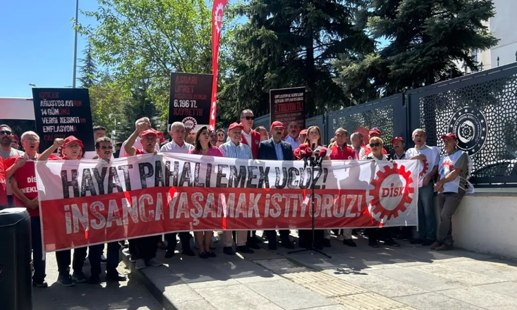 Gündemden Son Bilgiler: DİSK-AR: İşçinin 8 Aylık Ücret Kaybı 1 Trilyon 863 Milyar TL