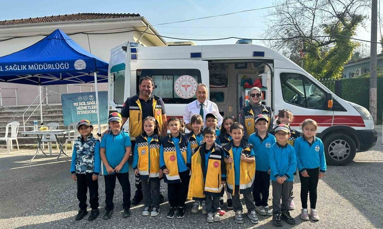 Gündemden Son Bilgiler: Düzce'deki Konuralp İlkokulunda 407 öğrenciye sağlıklı yaşam eğitimi verildi: Gelişmel