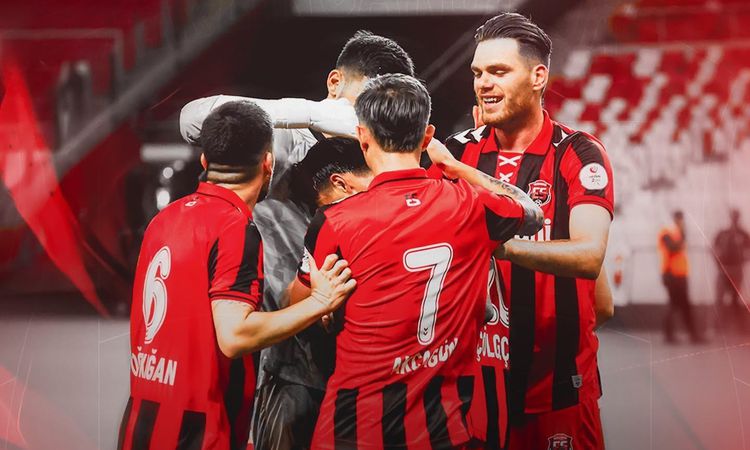Gündemden Son Bilgiler: Erzincanspor, transfer tahtasını açarak yeni sezon öncesi lisans işlemlerini tamamladı