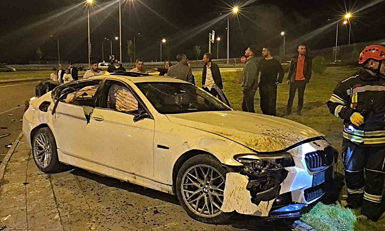 Gündemden Son Bilgiler: Erzurum’da araçlar çarpıştı: 2 yaralı: Gelişmeler Takip Ediliyor
