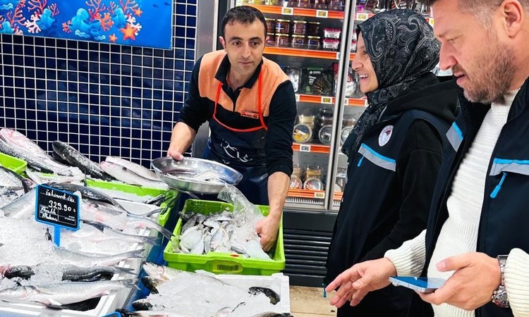 Gündemden Son Bilgiler: Erzurum İl Tarım ekipleri merkez ilçelerde balık satış noktalarını denetledi: Gelişmel