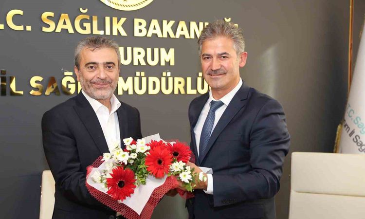 Gündemden Son Bilgiler: Erzurum Sağlık Müdürlüğü’nde bayrak değişimi: Bedir görevi Meral’e devretti - Son Daki