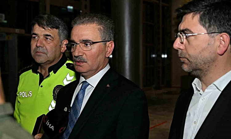 Gündemden Son Bilgiler: Erzurum'da silahlı kavgada 1 polis ve 10 kişi yaralandı, 3 şüpheli yakalanarak gözaltı