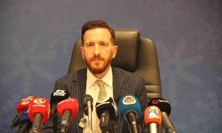 Gündemden Son Bilgiler: Erzurumspor Başkanı Dal'dan Transfer ve Mali Değerlendirme: Gelişmeler Takip Ediliyor