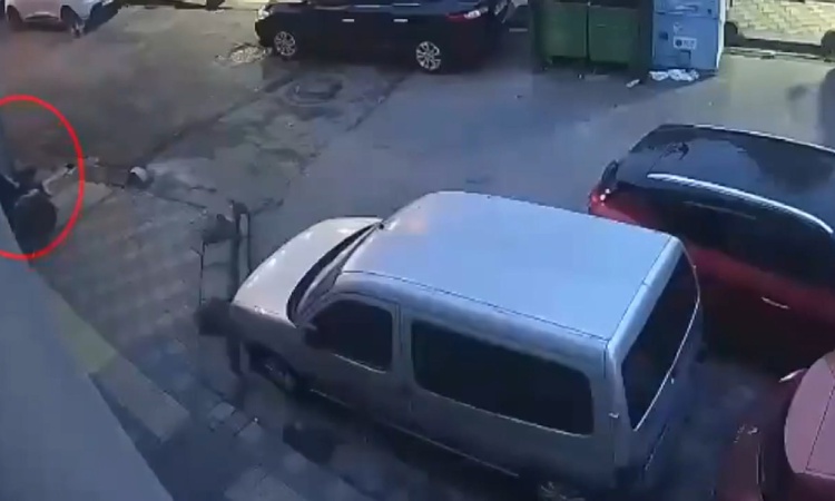 Gündemden Son Bilgiler: Esenler'de 2 mahalleden çalınan 3 motosiklet için 5 şüpheliden 1'i hakkında tutuklama