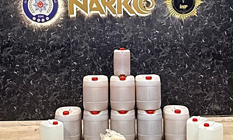 Gündemden Son Bilgiler: Esenyurt'ta 2 adrese düzenlenen operasyonda 272 kilo 450 gram uyuşturucu bulundu | İşt
