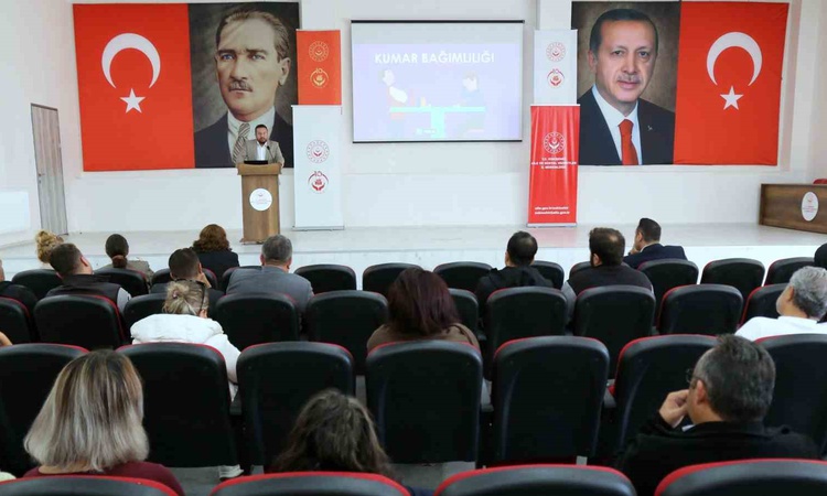 Gündemden Son Bilgiler: Eskişehir'de Aile ve Sosyal Hizmetler personeline kumar bağımlılığı eğitimi verildi -