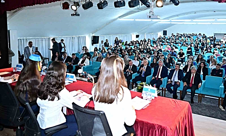 Gündemden Son Bilgiler: Eskişehir'de Cengiz Dağcı Okumaları Vali Yılmaz'ın katılımıyla resmen start aldı ve Me