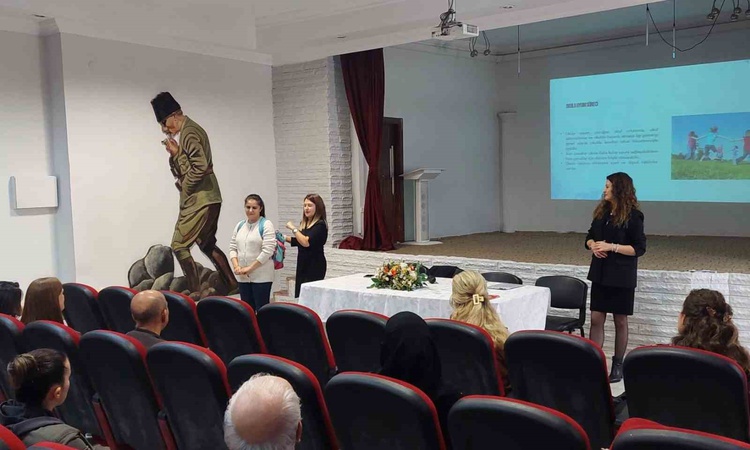 Gündemden Son Bilgiler: Eskişehir'de velilere 'Okul ve Aile' interaktif semineri düzenlendi: Gelişmeler Takip