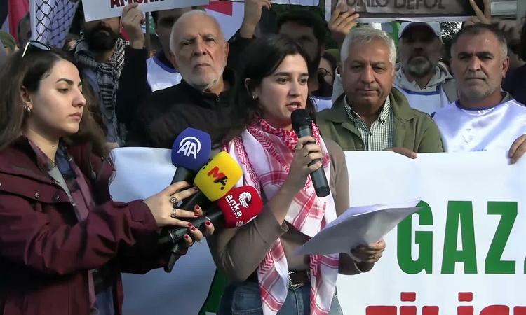Gündemden Son Bilgiler: Filistin Eylem Komitesi Taksim'den Dolmabahçe'ye yürüdü, İsrail'e tam ambargo istedi