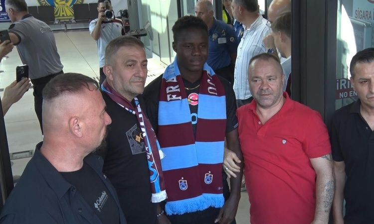 Gündemden Son Bilgiler: Franculino Dju kimdir? Trabzonspor'a 17 milyon euroya gelen golcü nereli? ve Merak Edi