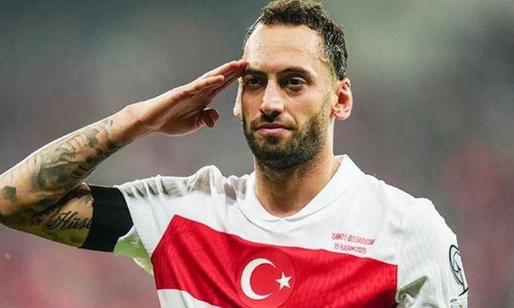 Gündemden Son Bilgiler: Hakan Çalhanoğlu Milli Takım'ı bırakıyor mu? Sergen Yalçın Hakan Çalhanoğlu olayı nedi