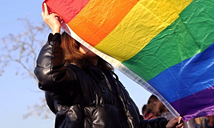 Gündemden Son Bilgiler: İstanbul'daki LGBTİ+ soruşturmasında 20 kişi hakkında tutuklama kararı verildi