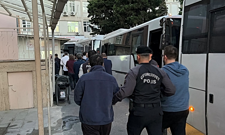 Gündemden Son Bilgiler: İstanbul ve Muğla'da çağrı merkezi operasyonunda 191 şüpheli yakalanarak gözaltına sev