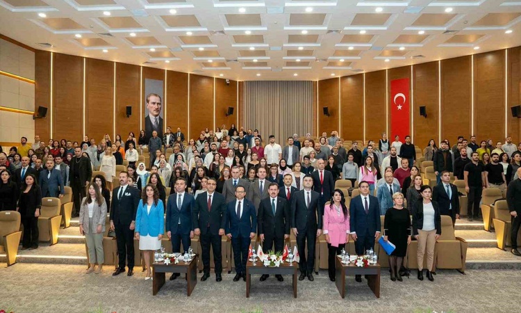 Gündemden Son Bilgiler: İzmir Cumhuriyet Başsavcılığından kadınların adalete erişimini güçlendirecek proje | İ