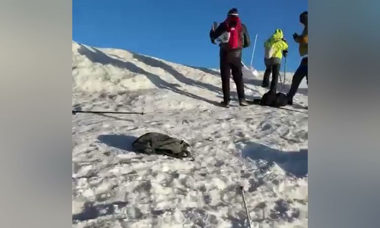 Gündemden Son Bilgiler: Iğdırlı dağcılar, 30 Ağustos için Ağrı Dağı'na zirve tırmanışı yaptı