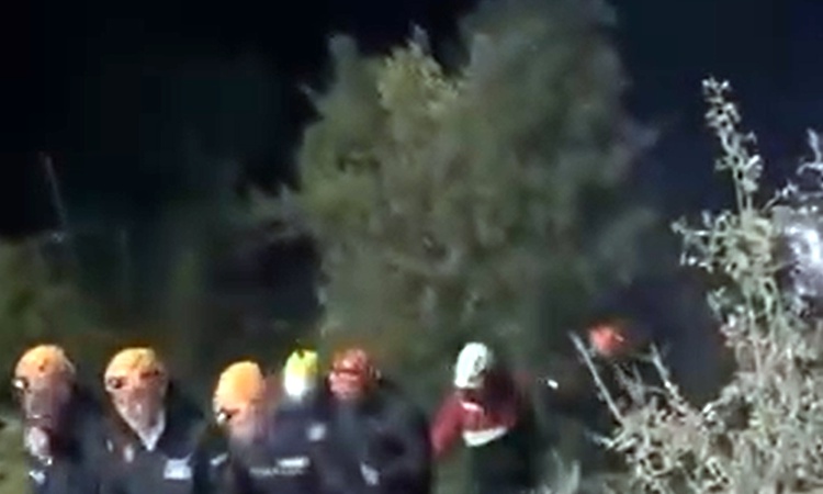 Gündemden Son Bilgiler: Isparta'daki Yazılı Kanyon'da mahsur kalan 10 İHH gönüllüsü sağ olarak tahliye edildi