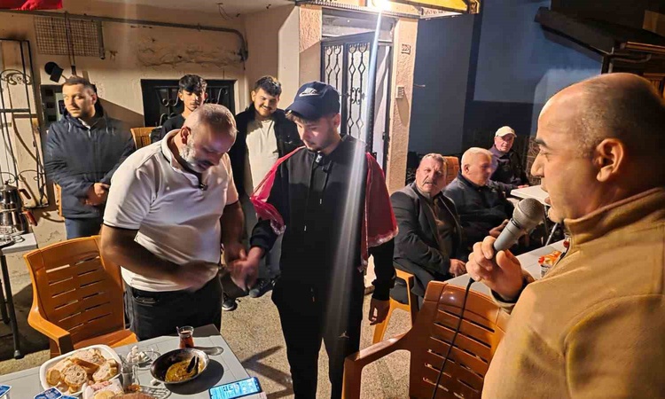 Gündemden Son Bilgiler: Karadeniz Ereğli'de asker kınası geleneği sürdü, Beytullah Yener dualarla uğurlandı -