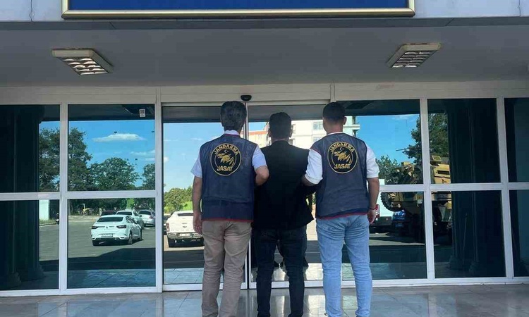 Gündemden Son Bilgiler: Karaköprü'de hırsızlıktan 5 yıl 9 ay kesinleşmiş hapis cezası olan şahıs hakkında tutu