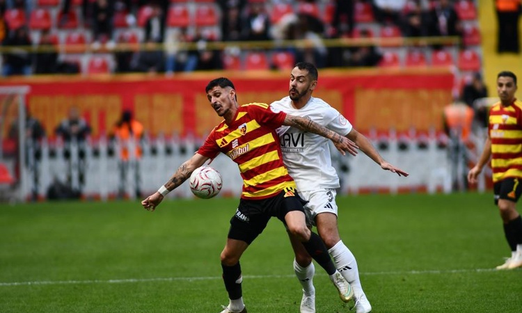 Gündemden Son Bilgiler: Kayserispor Batman Petrol'le 2-2 berabere kalıp 5 maçlık galibiyet serisini bitirdi ve