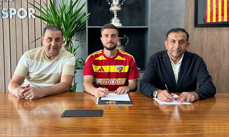 Gündemden Son Bilgiler: Kayserispor transferin son gününde iki oyuncu kattı - Son Dakika Bilgileri
