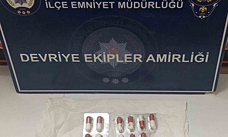 Gündemden Son Bilgiler: Keşan’da uyuşturucu ve ruhsatsız tabanca ele geçirildi - Son Dakika Bilgileri