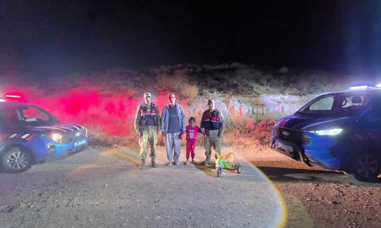 Gündemden Son Bilgiler: Kilis Elbeyli'de kaybolan 6 yaşındaki otizmli kız çocuk dron destekli aramayla bulundu