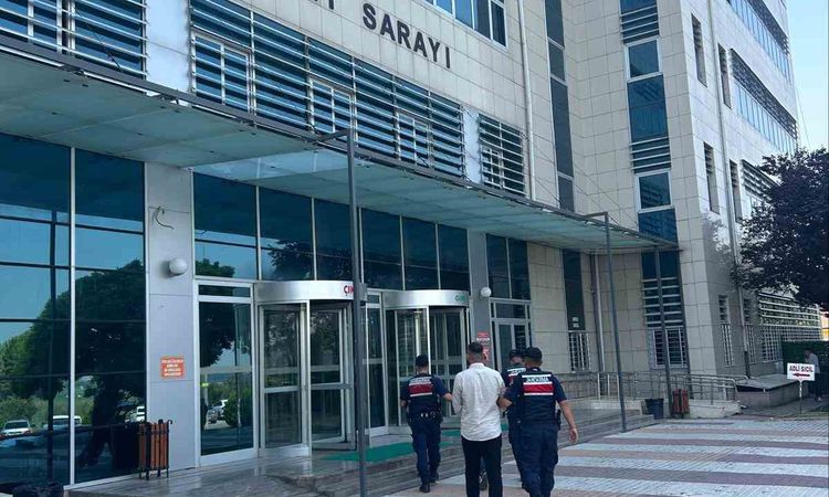 Gündemden Son Bilgiler: Kına merasiminde havaya ateş açan 2 şüpheli yakalanarak gözaltına sevk edildi - Son Da