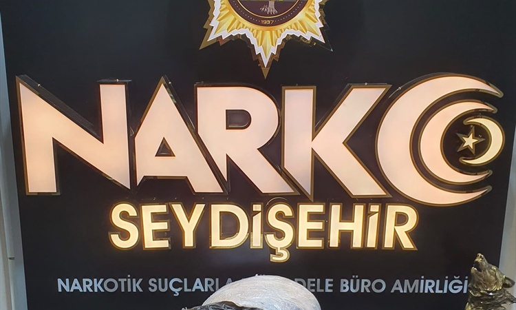 Gündemden Son Bilgiler: Konya Seydişehir'de uyuşturucu operasyonunda araçta madde bulunan 1 kişi hakkında tutu