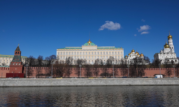 Gündemden Son Bilgiler: Kremlin Danışmanı, Zelenskiy'nin müzakere için Moskova'ya gelebileceğini tüm detayları