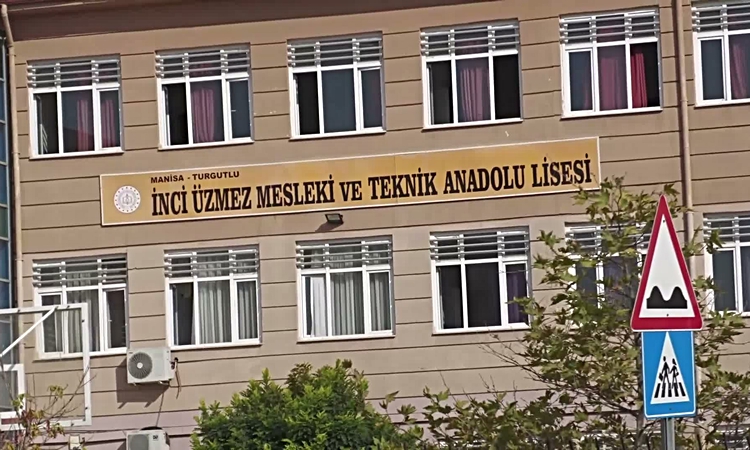 Gündemden Son Bilgiler: Manisa Turgutlu'da okul önünde silahlı saldırıda 8 kişi yaralandı | İşte Tüm Ayrıntıla
